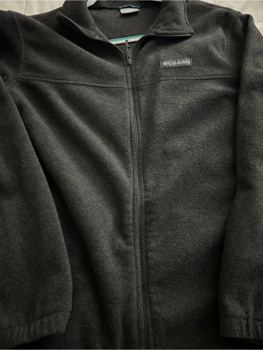 Columbia Men’s Black Full-Zip Fleece Sweatshirt